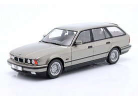 BMW 5er (E34) Touring, metallicgrau, 1991